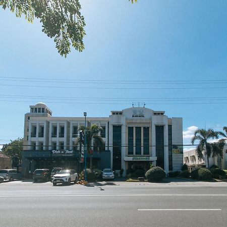 Bliss Hotel San Fernando Pampanga City Exterior foto